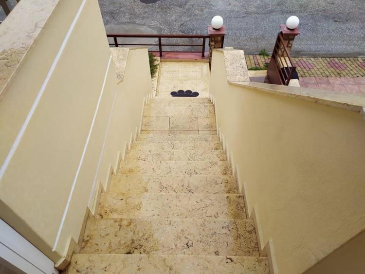 Villa Elena House à Néa Péramos Extérieur photo